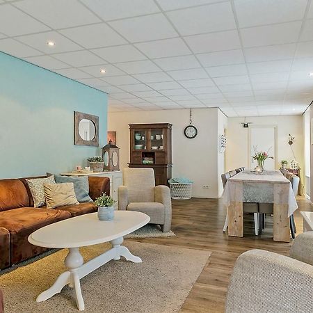Sfeervol 6 Persoons Appartement - Van Alle Gemakken Voorzien! Bakkeveen Exterior foto