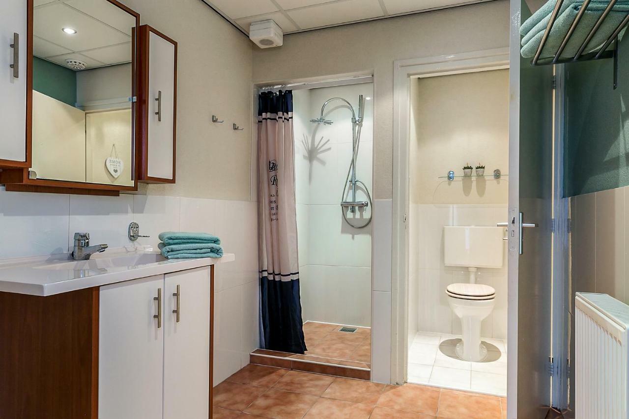 Sfeervol 6 Persoons Appartement - Van Alle Gemakken Voorzien! Bakkeveen Exterior foto